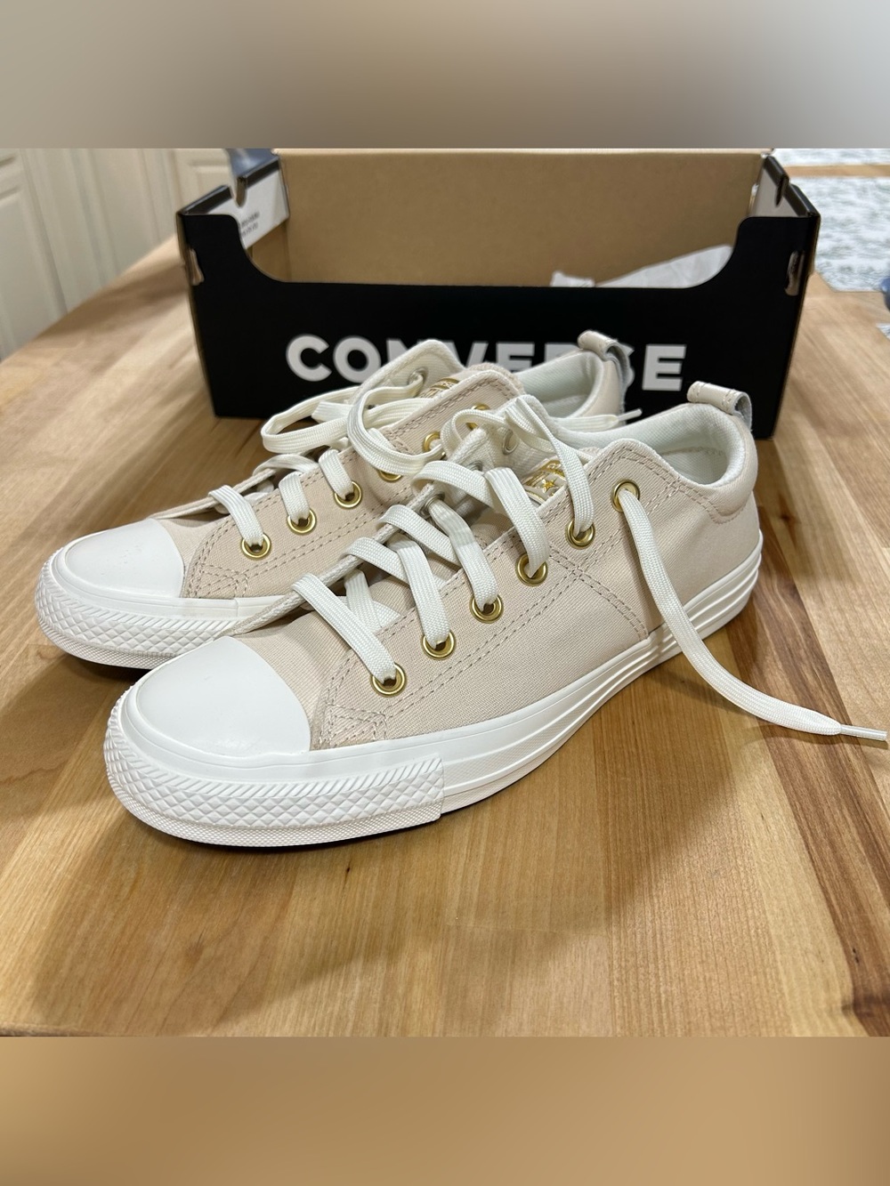 Women’s Converse Chuck Taylor All Star Madison Ox Light Dune/Egret/Gold Shoes